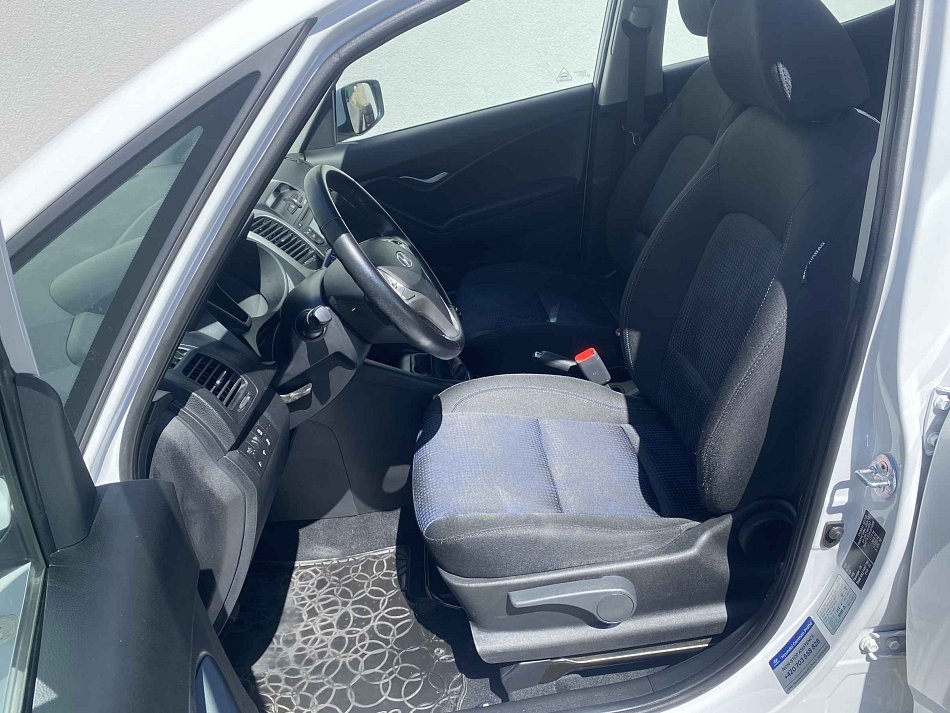 Hyundai Ix20 1.6i 
