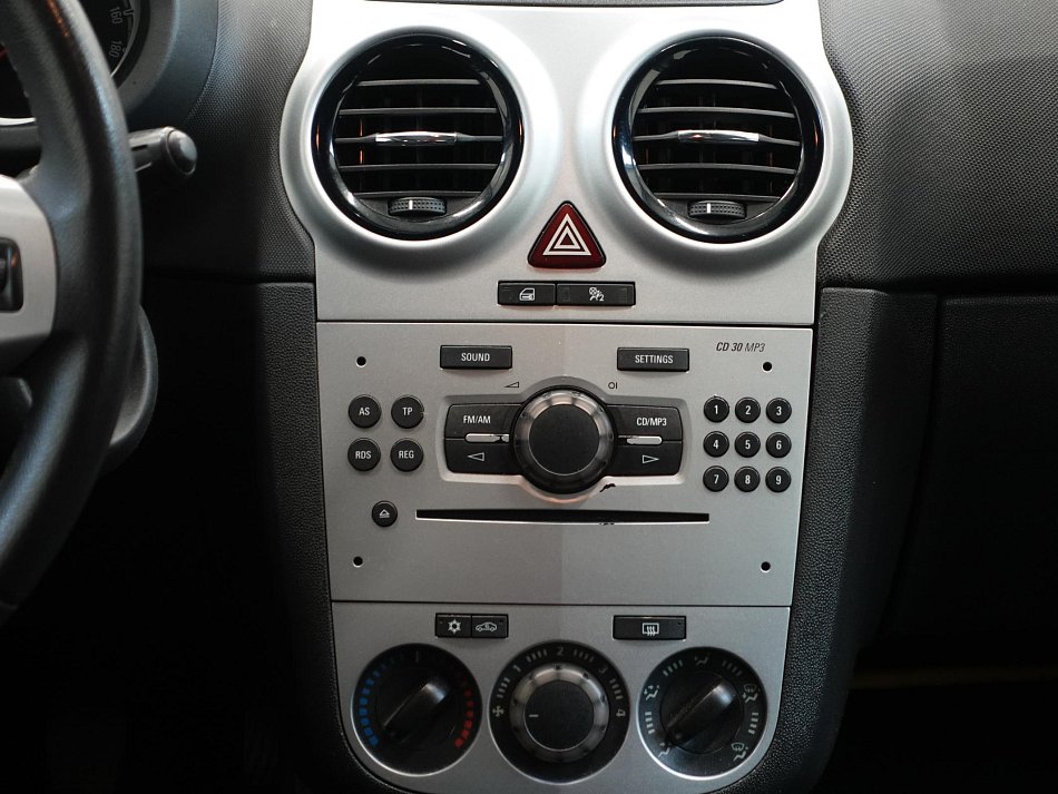 Opel Corsa 1.2i 