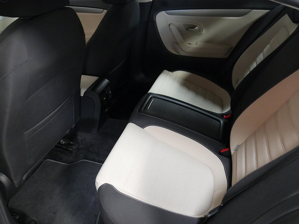 Volkswagen Passat CC 2.0 TSi Sport