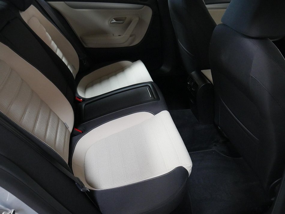Volkswagen Passat CC 2.0 TSi Sport