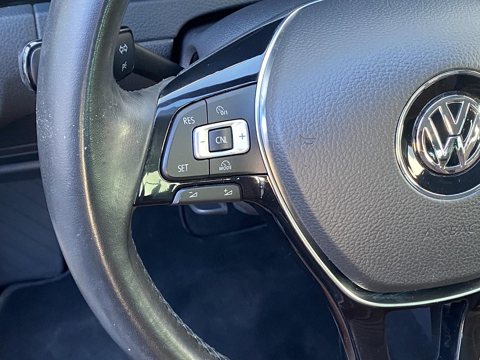 Volkswagen Golf 1.4 TSi Highline VII