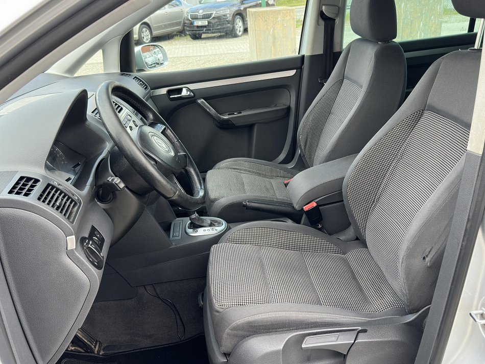 Volkswagen Touran 2.0 TDi 