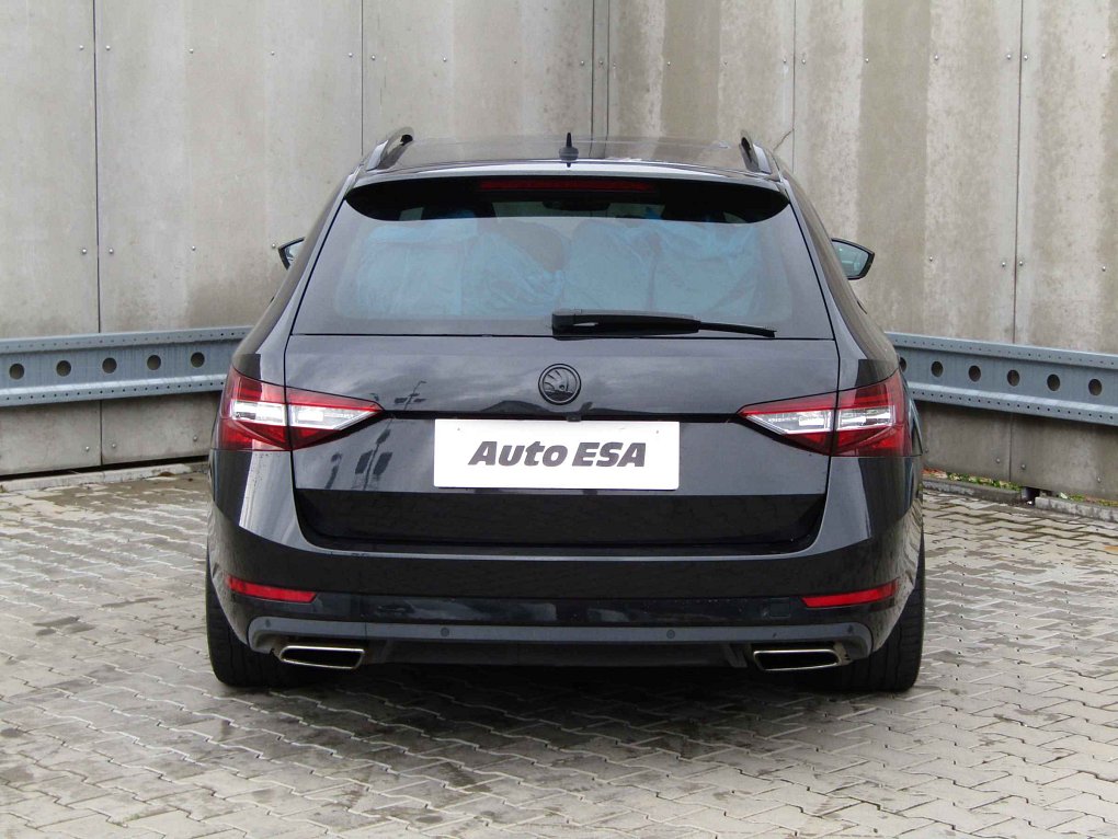 Škoda Superb III 2.0 TSi Ambition 4x4