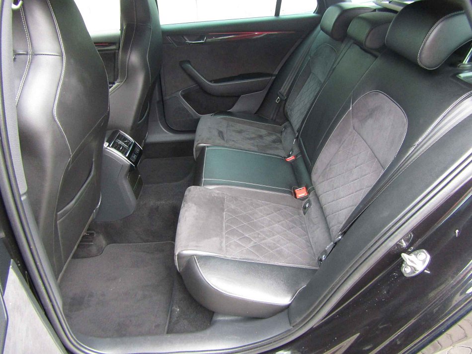 Škoda Superb III 2.0 TSi Ambition 4x4