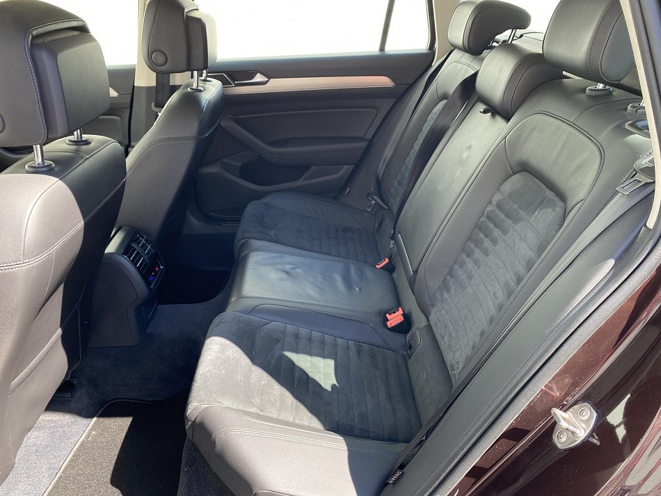 Volkswagen Passat 2.0 TDi Highline