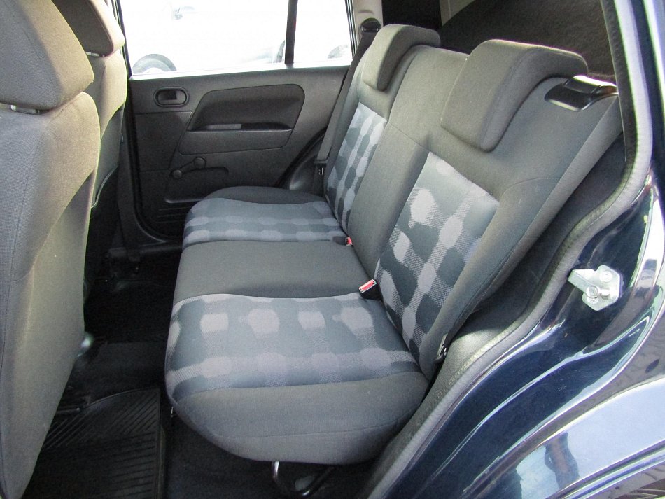 Ford Fusion 1.4 i 