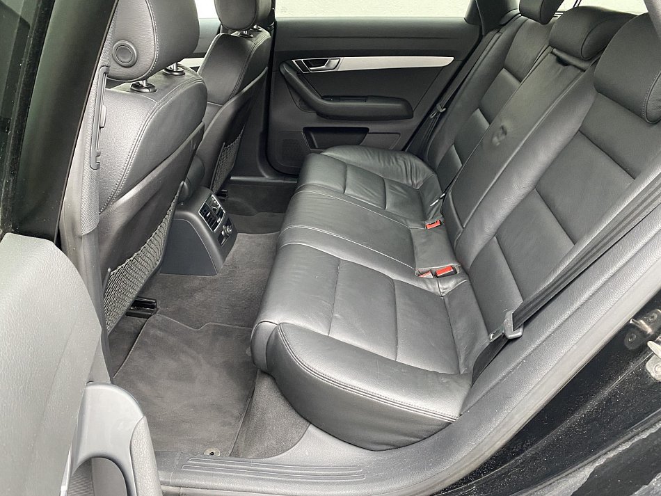 Audi A6 2.0 TDi S-line