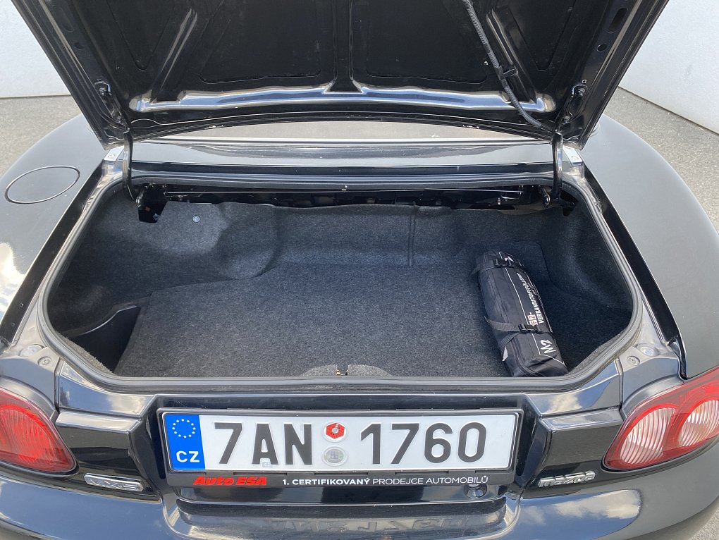 Mazda MX-5 1.6i 