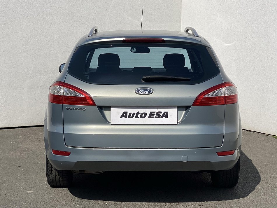 Ford Mondeo 2.0i 