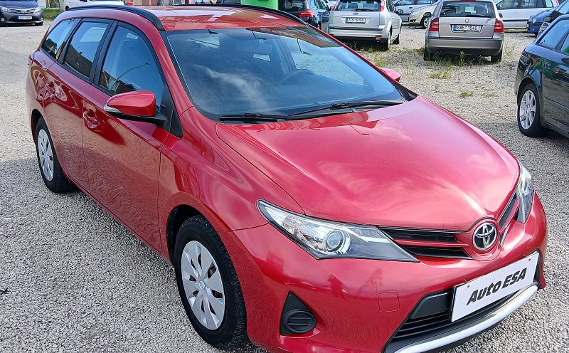 Toyota Auris 1.6 VVT-i 
