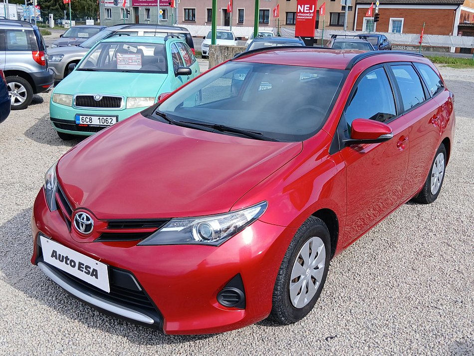 Toyota Auris 1.6 VVT-i 