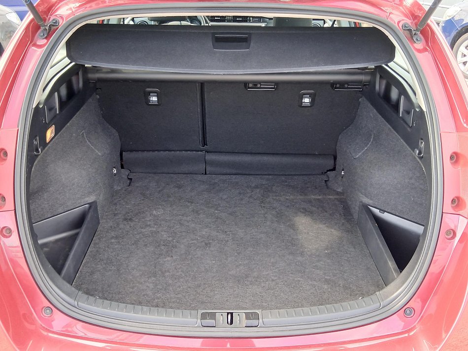 Toyota Auris 1.6 VVT-i 