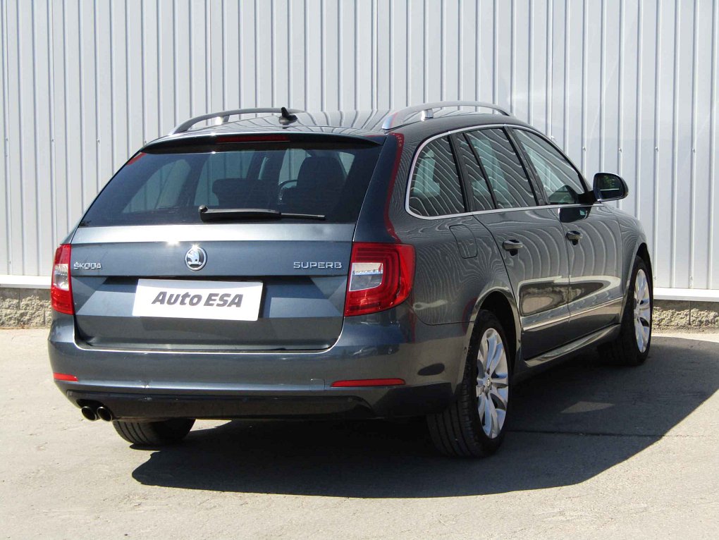 Škoda Superb II 2.0TDi Elegance