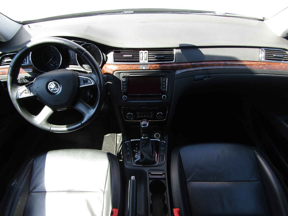 Škoda Superb II 2.0TDi Elegance