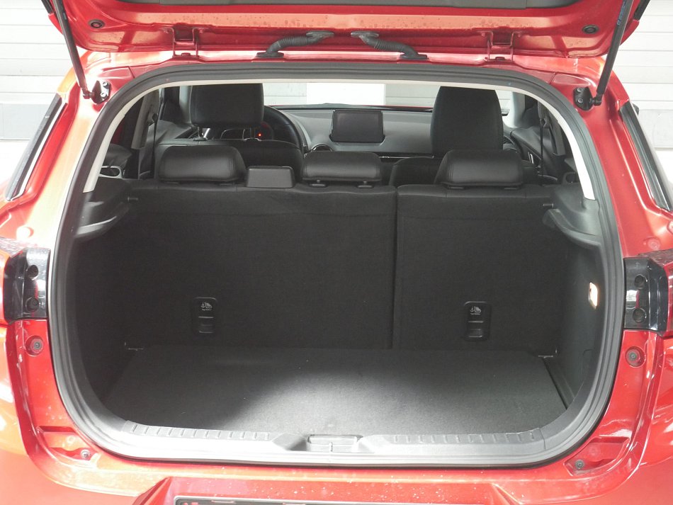 Mazda CX-3 2.0 i Revolution
