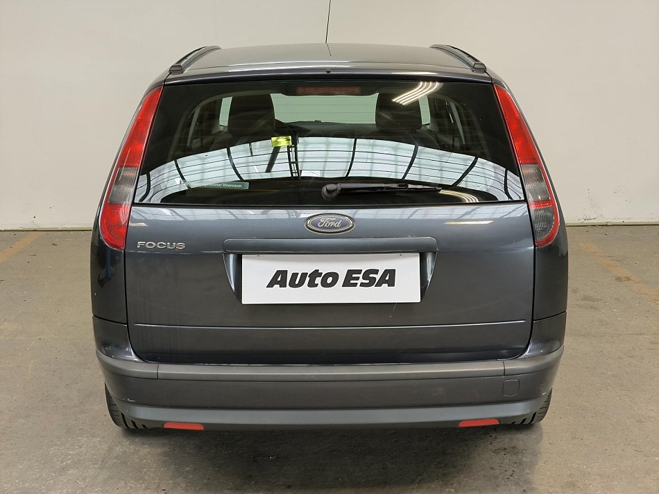 Ford Focus 1.8i 