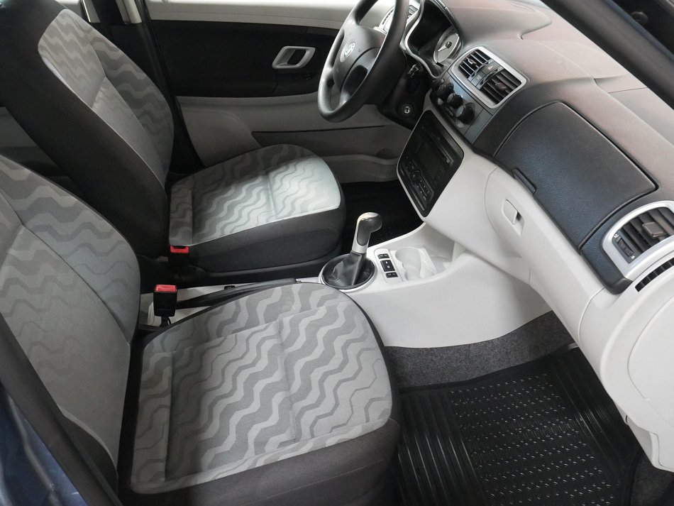 Škoda Fabia II 1.4i 
