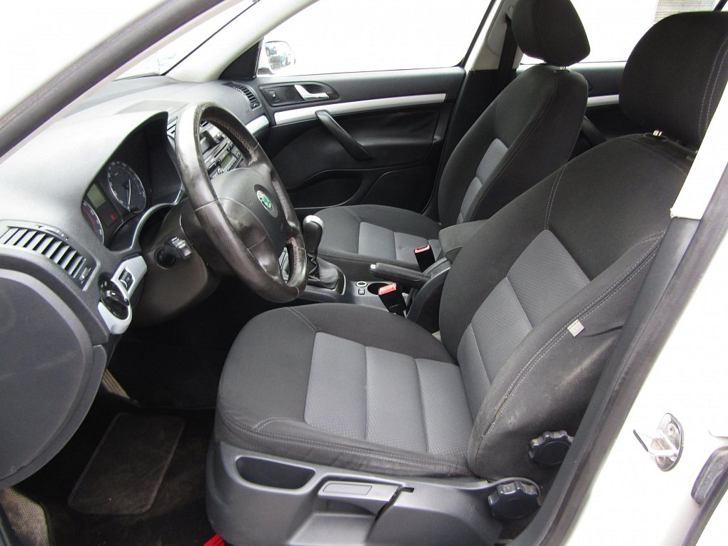 Škoda Octavia II 2.0 TDi  4x4
