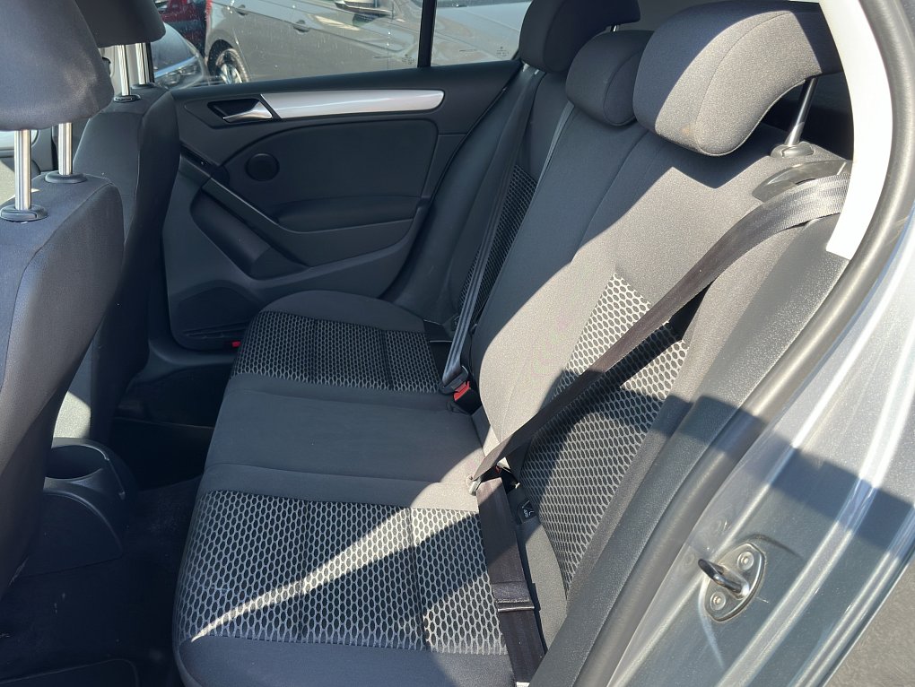 Volkswagen Golf 1.4i 