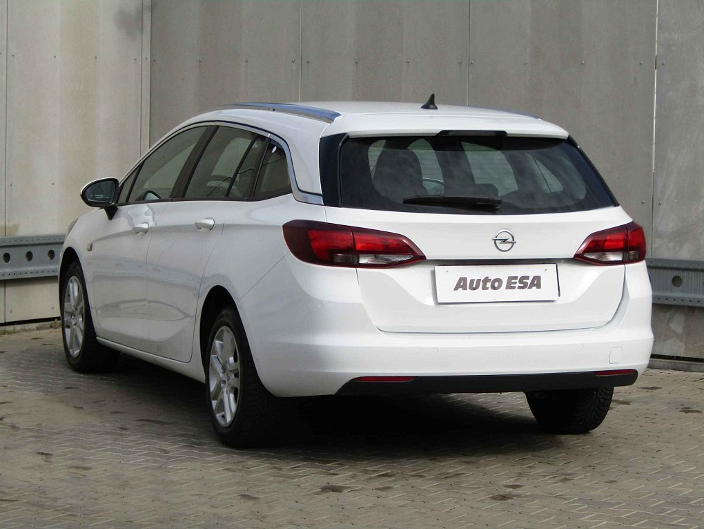 Opel Astra 1.6 CDTi 