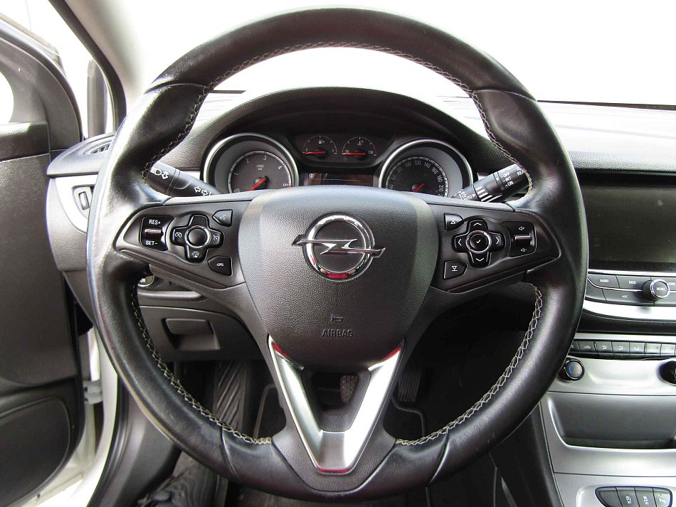 Opel Astra 1.6 CDTi 