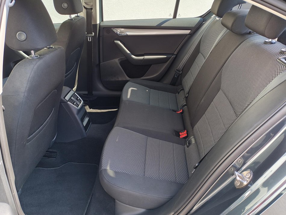 Škoda Octavia III 1.6 TDi Ambition