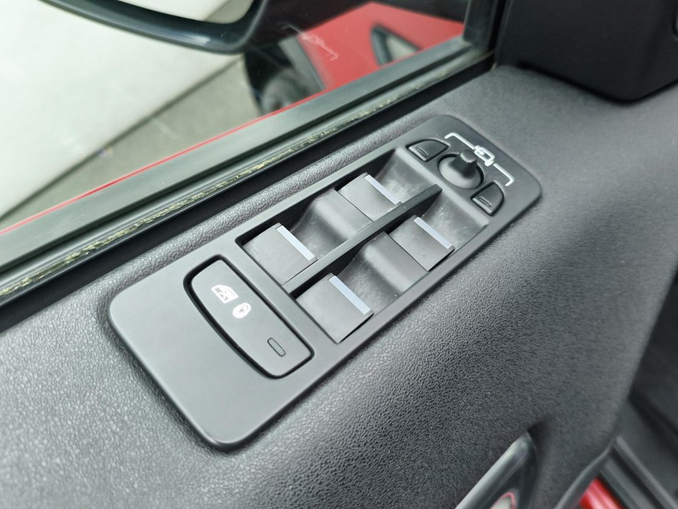 Land Rover Discovery Sport 2.0 TD4  4X4