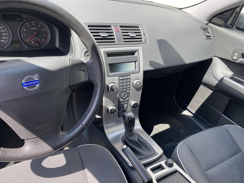 Volvo C30 1.8 16V 