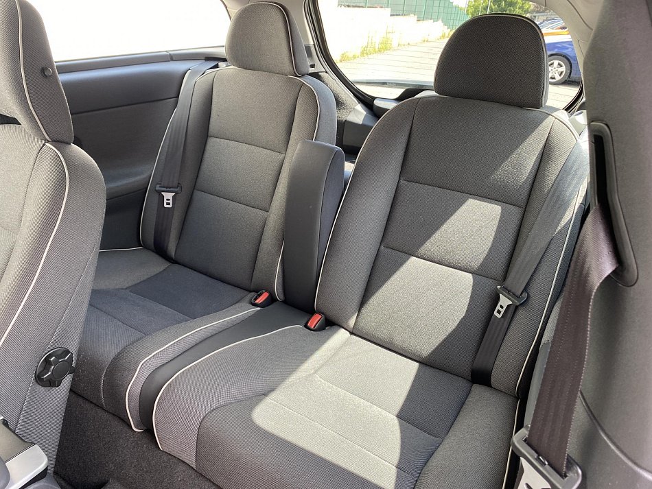 Volvo C30 1.8 16V 