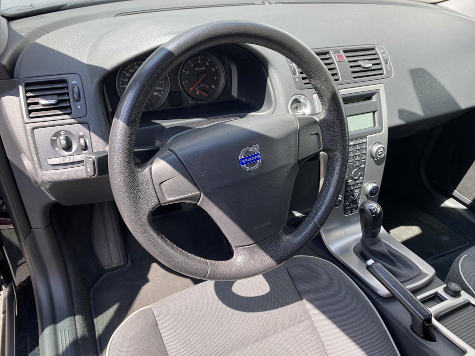 Volvo C30 1.8 16V 
