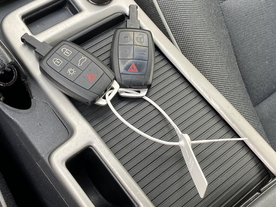 Volvo C30 1.8 16V 
