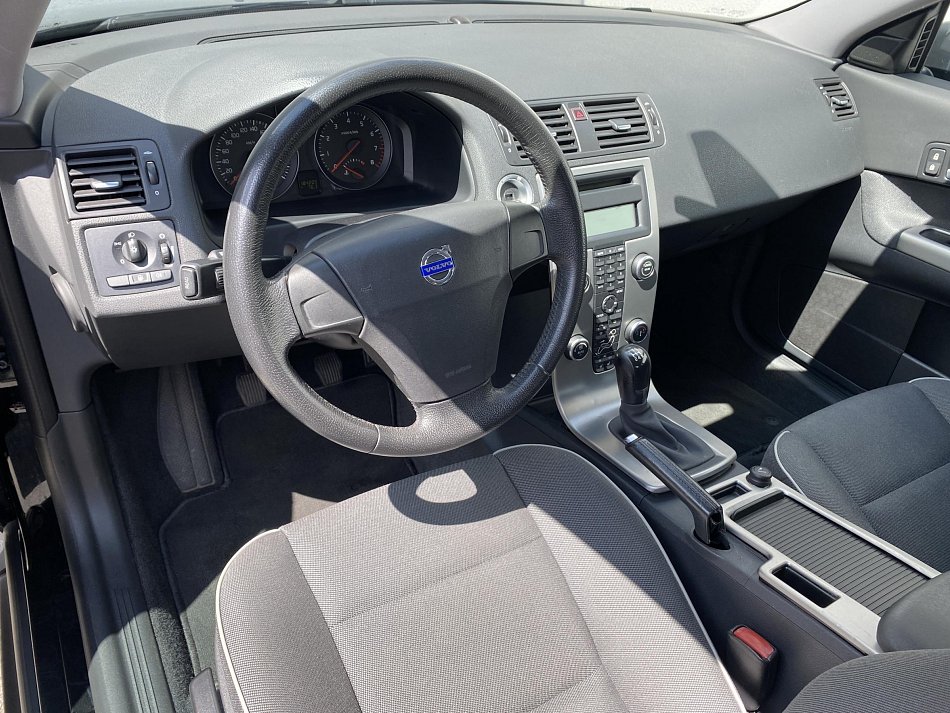 Volvo C30 1.8 16V 