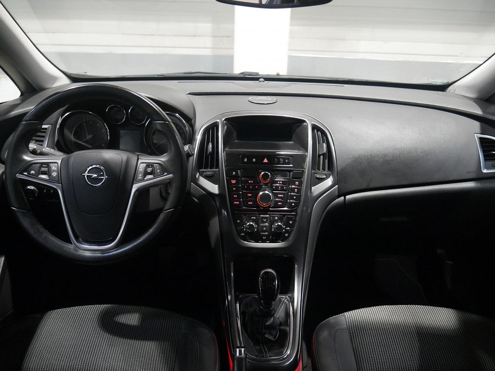 Opel Astra 1.4 T Innovation