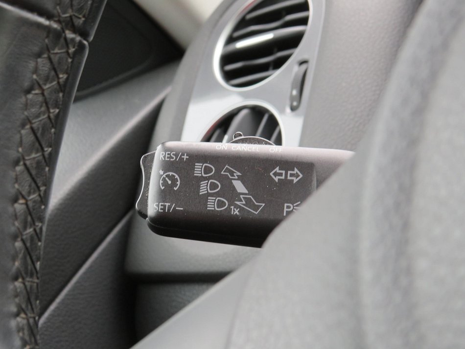 Volkswagen Tiguan 1.4 TSi 