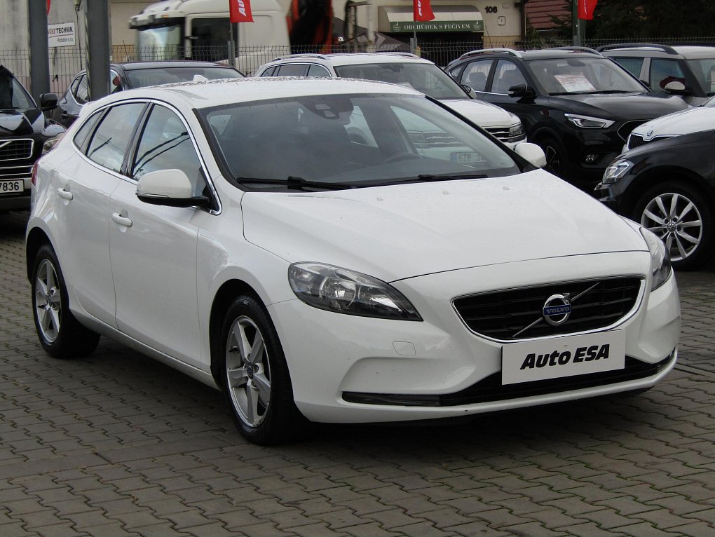 Volvo V40 2.0 D 