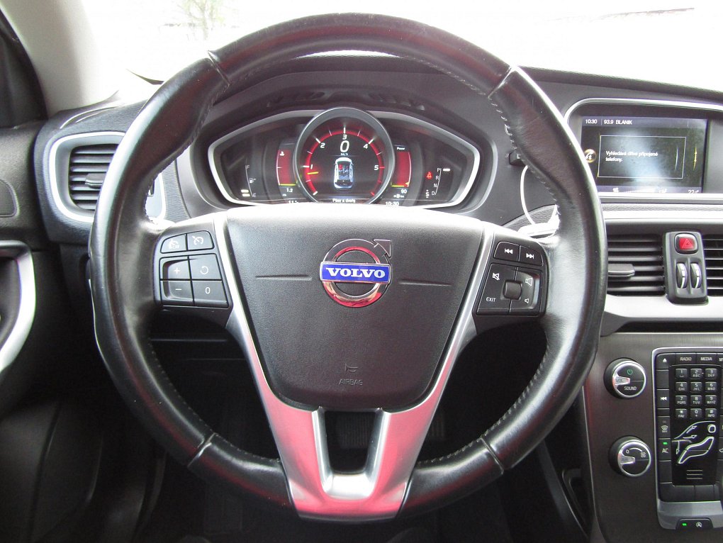 Volvo V40 2.0 D 