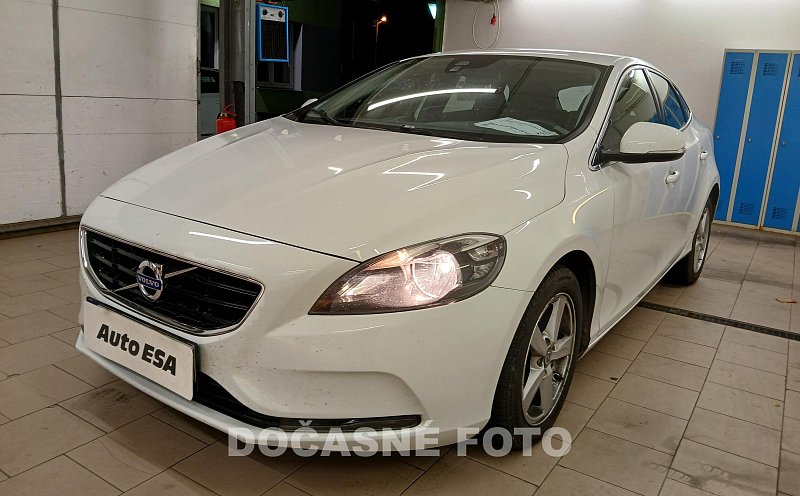 Volvo V40 2.0 D 