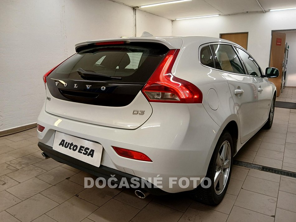 Volvo V40 2.0 D 