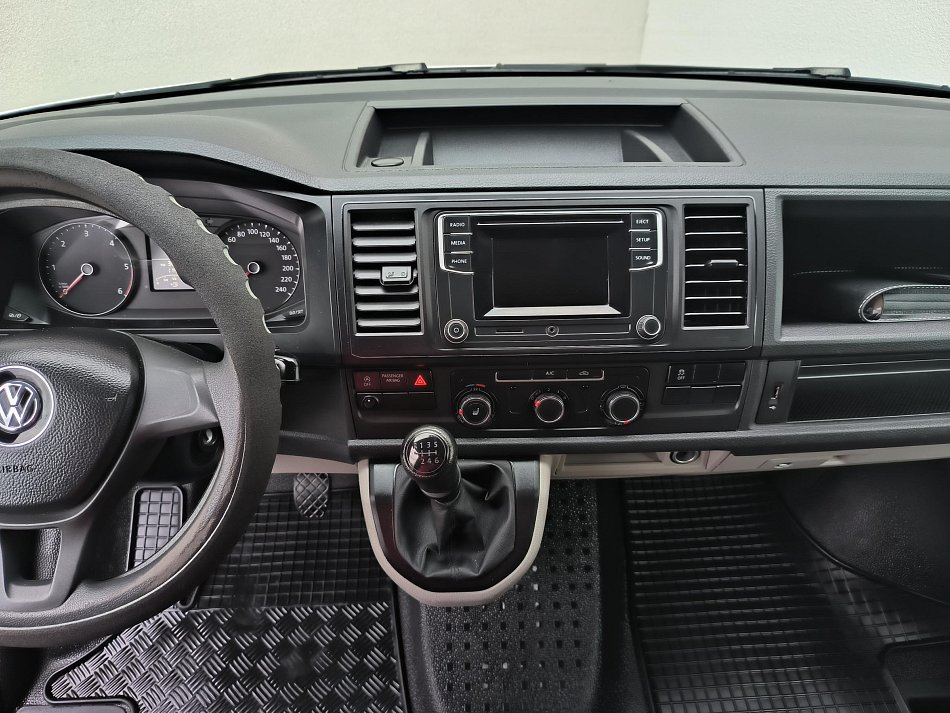 Volkswagen Transporter 2.0TDi 