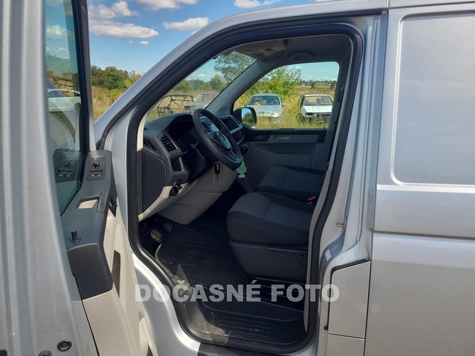 Volkswagen Transporter 2.0TDi 