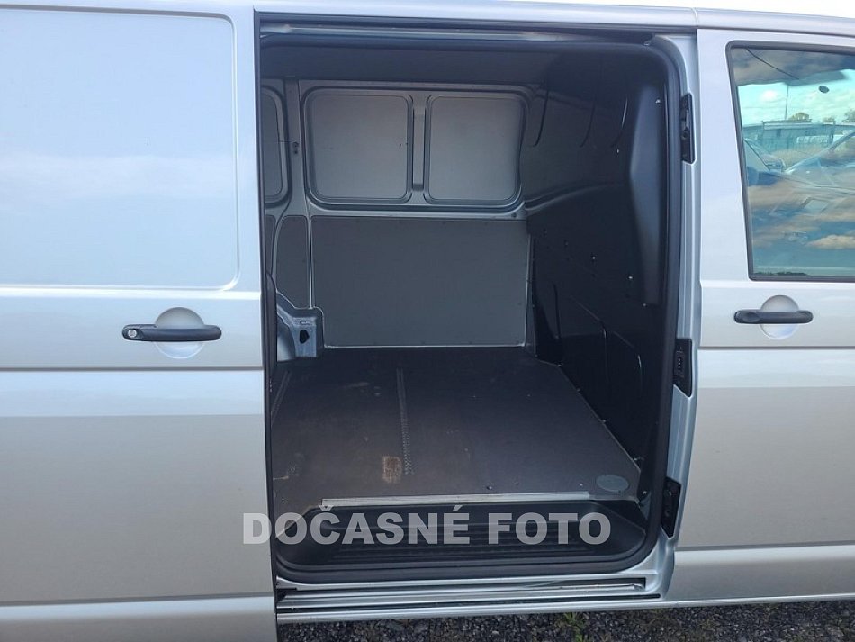 Volkswagen Transporter 2.0TDi 
