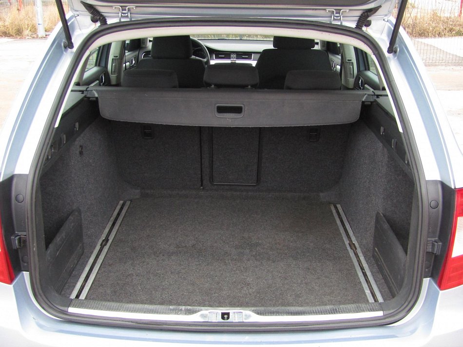 Škoda Superb II 2.0 TDi 