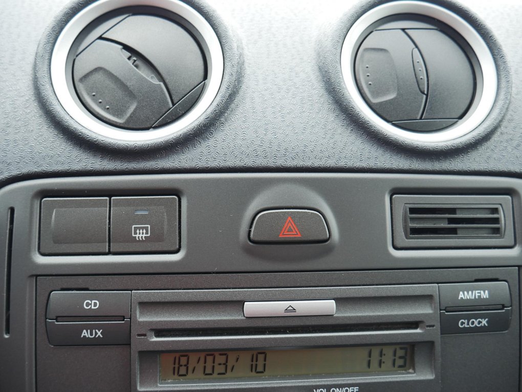 Ford Fusion 1.6i 