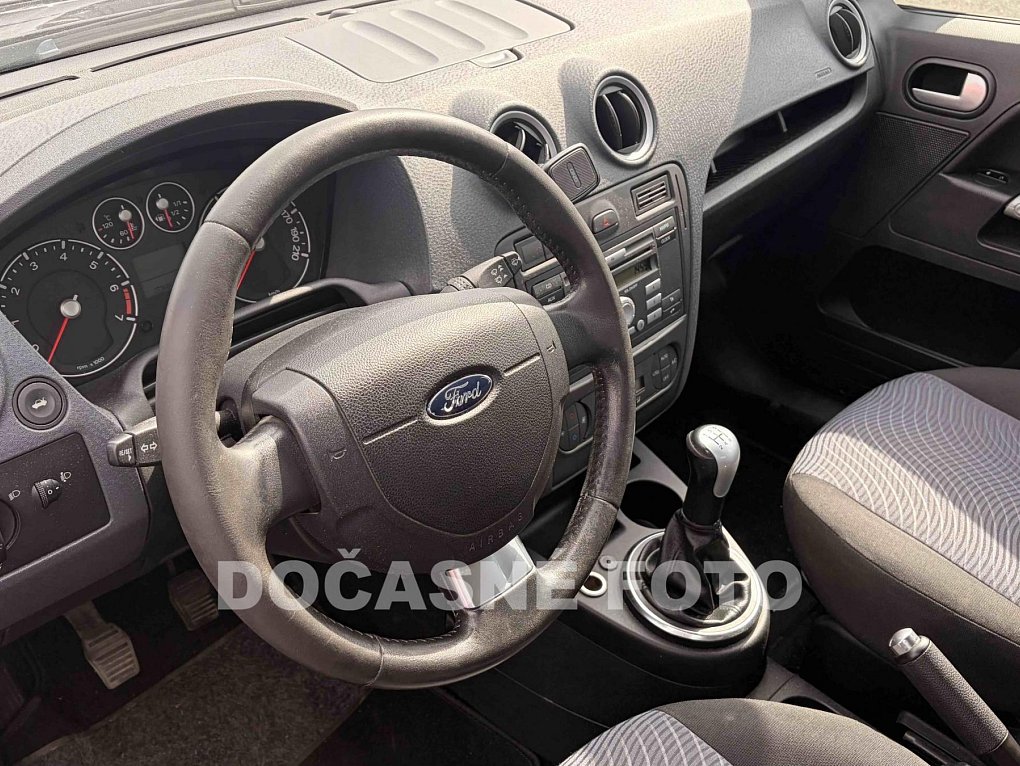 Ford Fusion 1.6i 