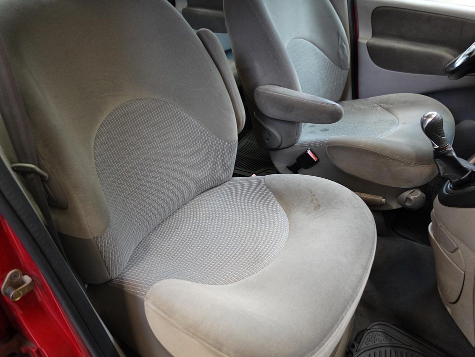 Citroën Xsara Picasso 1.6i 