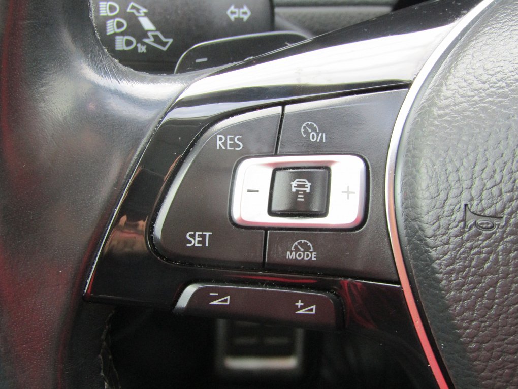 Volkswagen Golf 2.0TDi  4x4