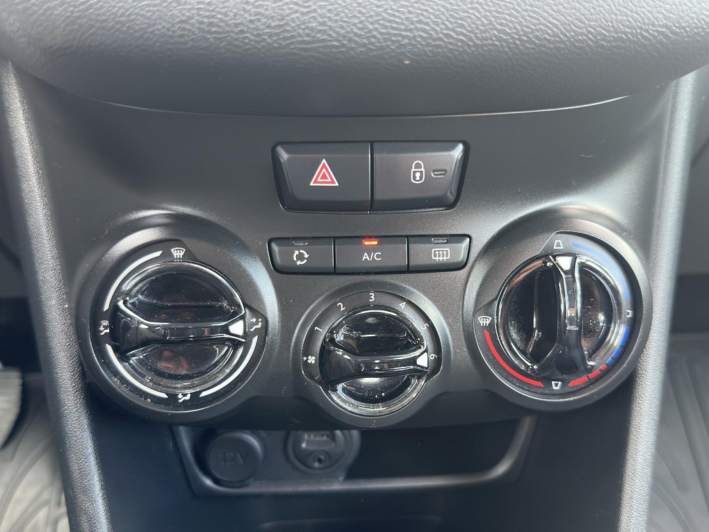 Peugeot 208 1.2PT 