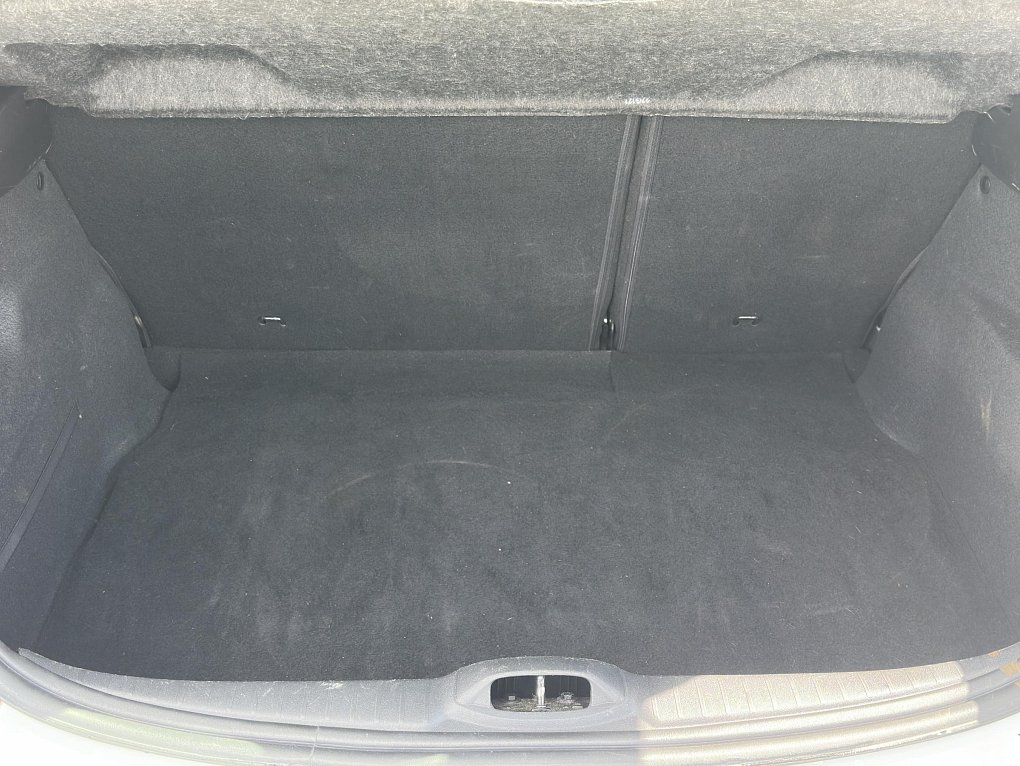 Peugeot 208 1.2PT 