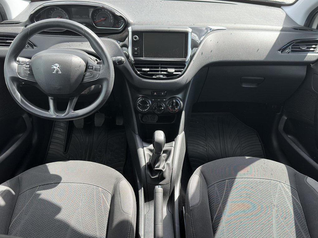 Peugeot 208 1.2PT 