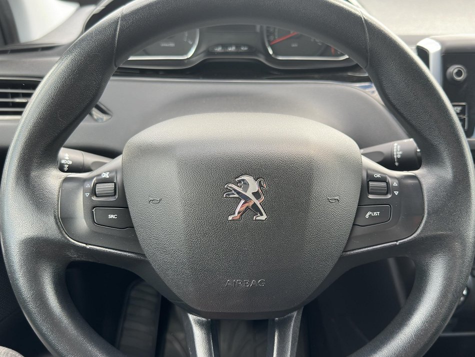 Peugeot 208 1.2PT 